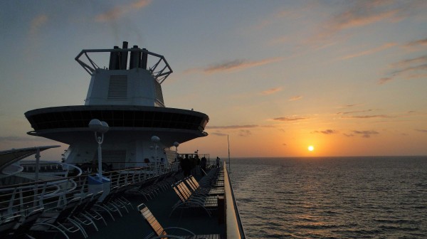 28 CocoCay sunrise.jpg