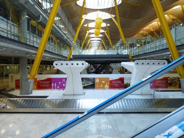 Arrival hall T4 na MAD