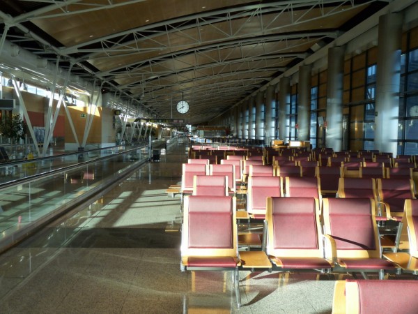 T3 concourse - nikde ani noha