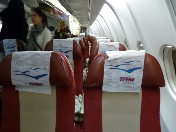 Sedadla v economy class TAM A330-200