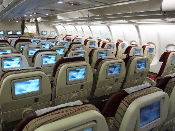 Sedadla v economy class TAM A330-200
