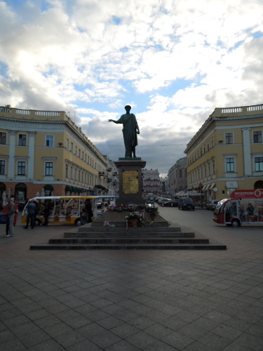 c19 statue.JPG