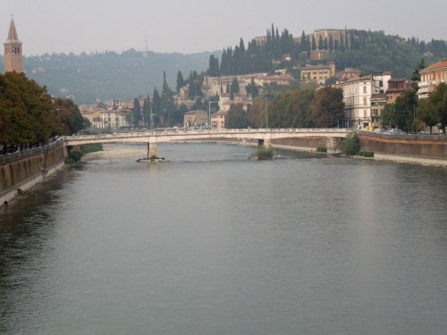 Most přes řeku Adige