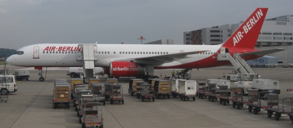 Air Berlin Boeing 757-200 HB-IHR