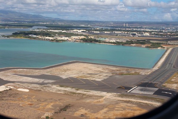 Letisko HNL (dráha 8R)