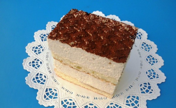 Tiramisu z produkce cukrářství Panda mne zaujalo svou atypičností... (produktové foto - stejné to bylo i v reálu)