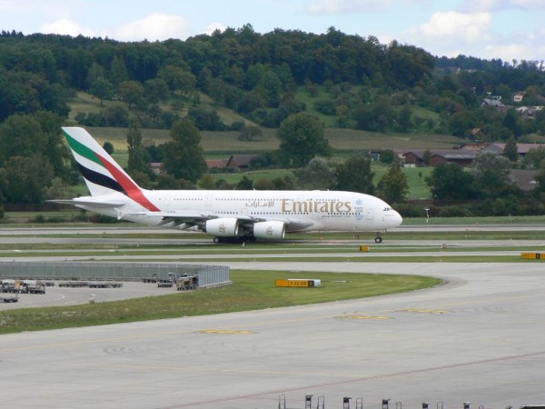 No jasně, je to Emirátí 380