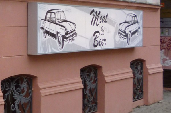 Cafe 8c.jpg