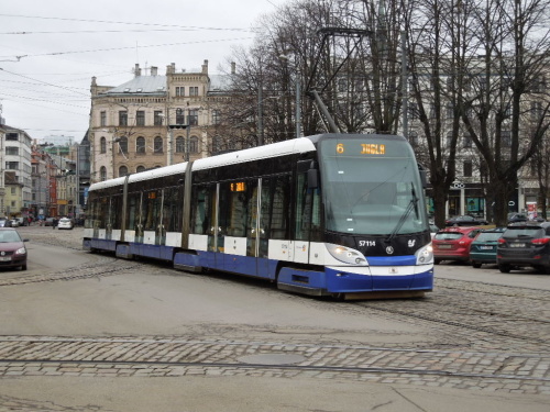 28 česká tramvaj 15T.JPG