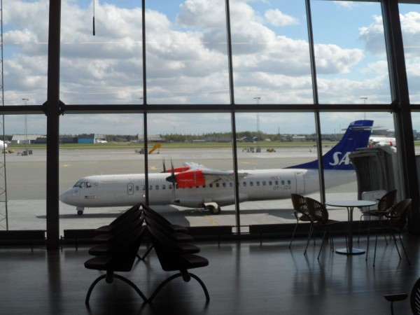 OY-JZG ATR 72-600 SAS pred odletem do Osla