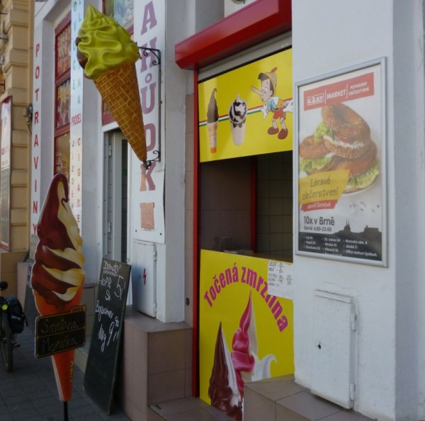 Tocena 1b.jpg