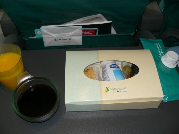 snídaně Air Dolomiti