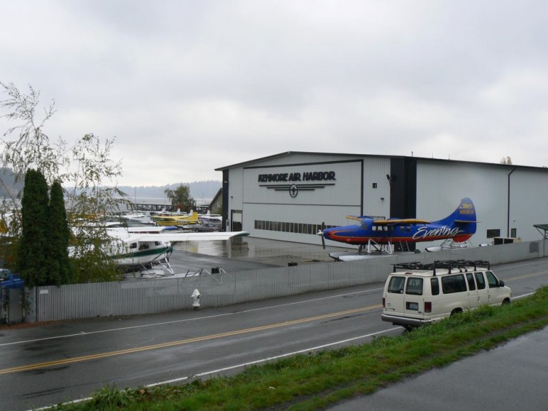 První kontakt s Kenmore Air Harbor