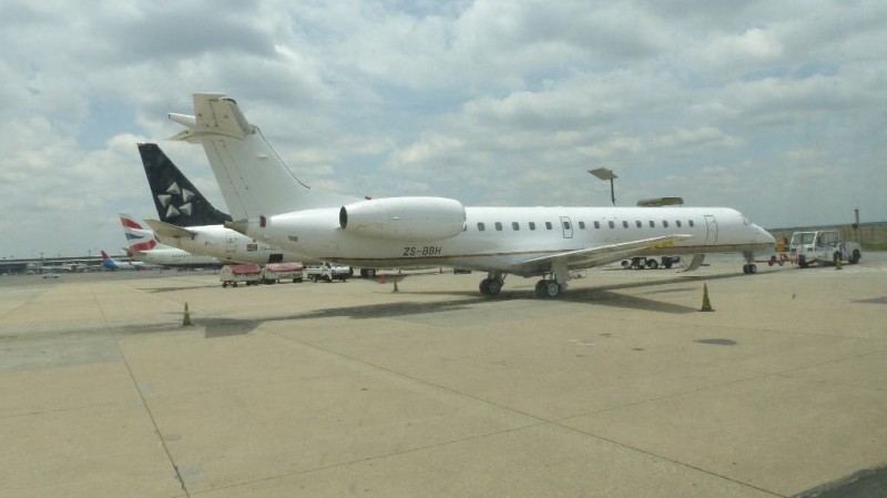 Embraer 145 po United