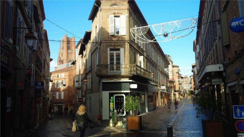 Albi.