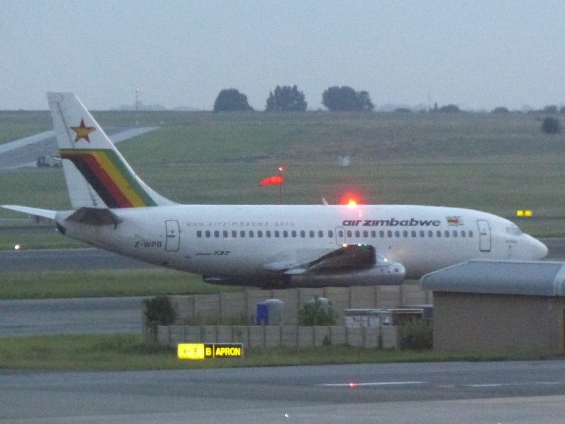 737-200