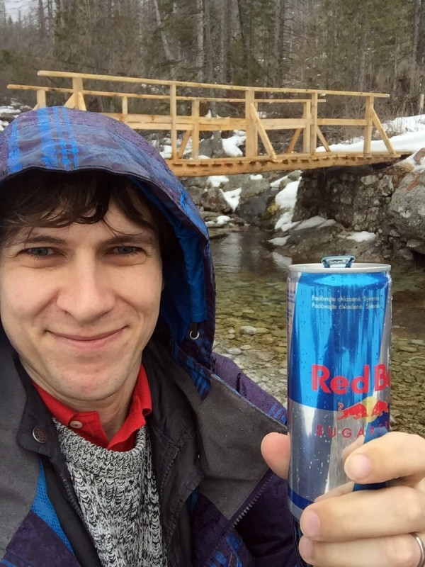 Red Bull u horské bystřiny
