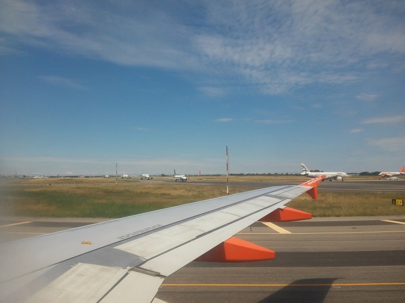 Fronta na start na FCO
