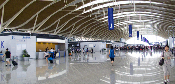 Pudong International Airport, Terminal 2