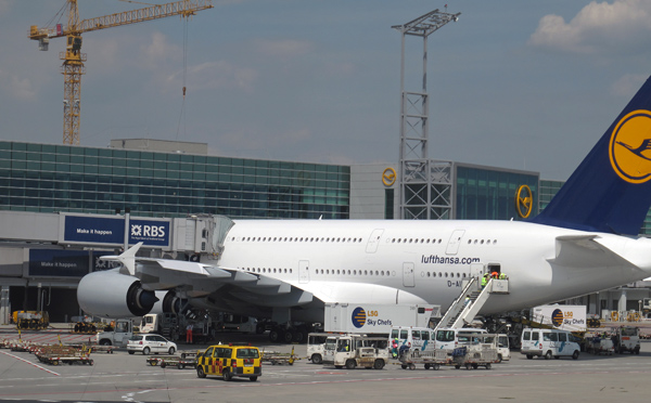 Airbus A380-841 D-AIMB