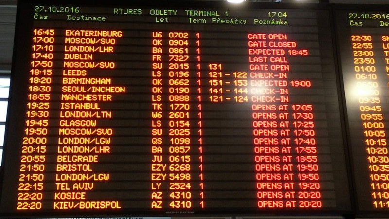 FIDS v PRG - silna vecerni vlna odletu na britske ostrovy