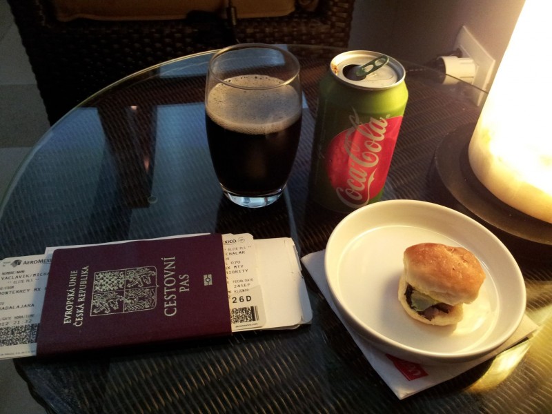 Salonek AM na MTY.