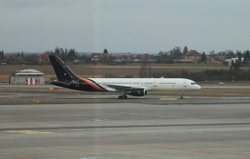 757-200
