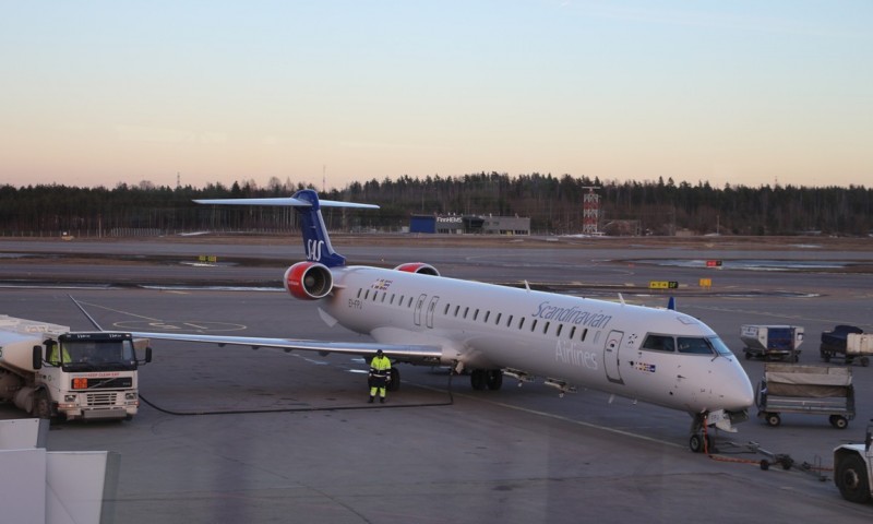 CRJ900