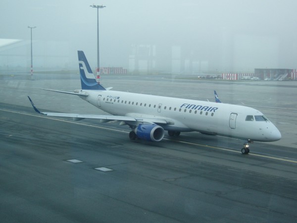Finnair EMB90 do Helsinek