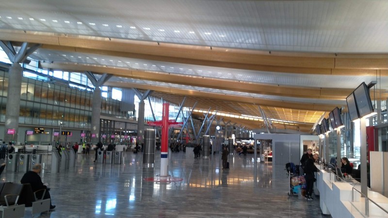 Terminal letiste v OSL se mi moc libi