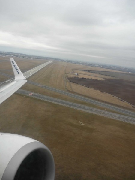 Krátce po startu z hlavní runwaye PRG.