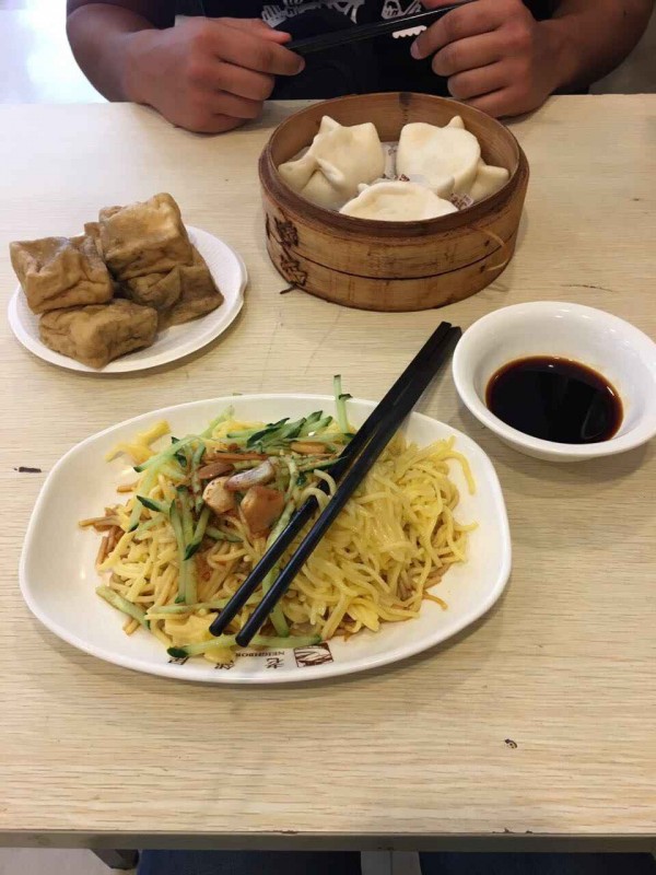 Smradlavé tofu, knedlíčky a studené nudle