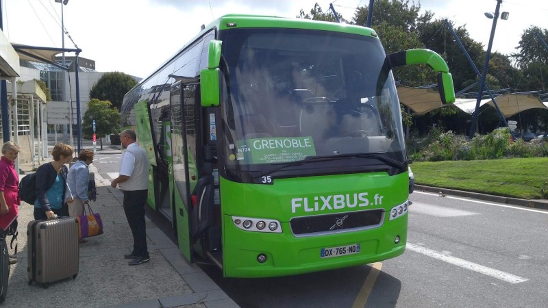 Flixbus zacina trasu v Brestu, takze dorazil nacas