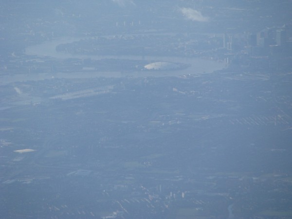 Letiště City a Millenium Dome (nebo jak se teď jmenuje)