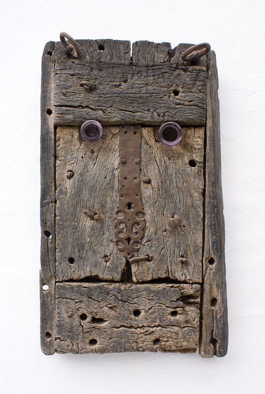 H9255297.jpg