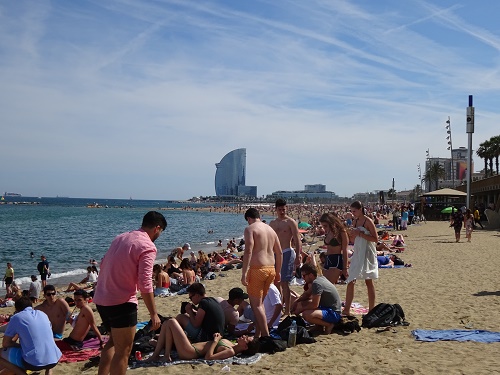 10 pláž BCN.JPG
