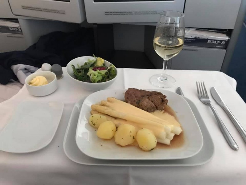 Nadstandardní veal aneb chřestová sezóna začala