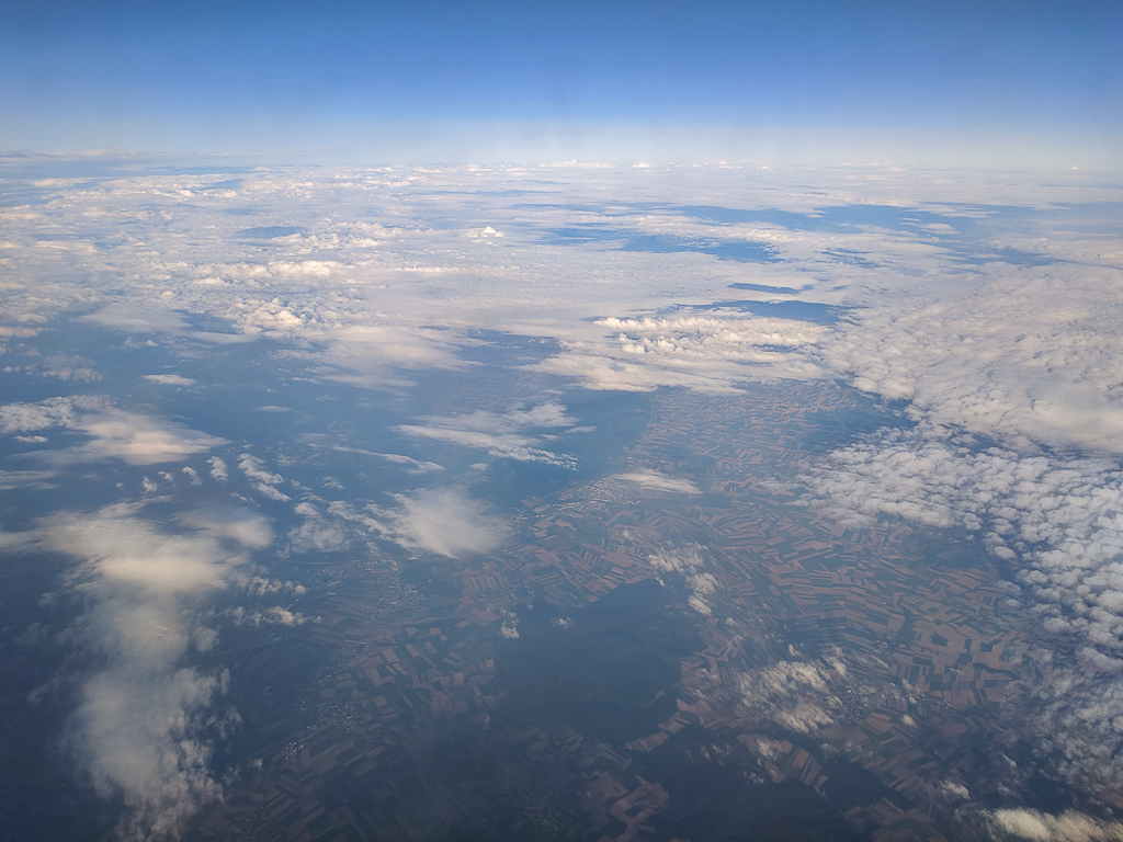 LKAA_prilet.jpg