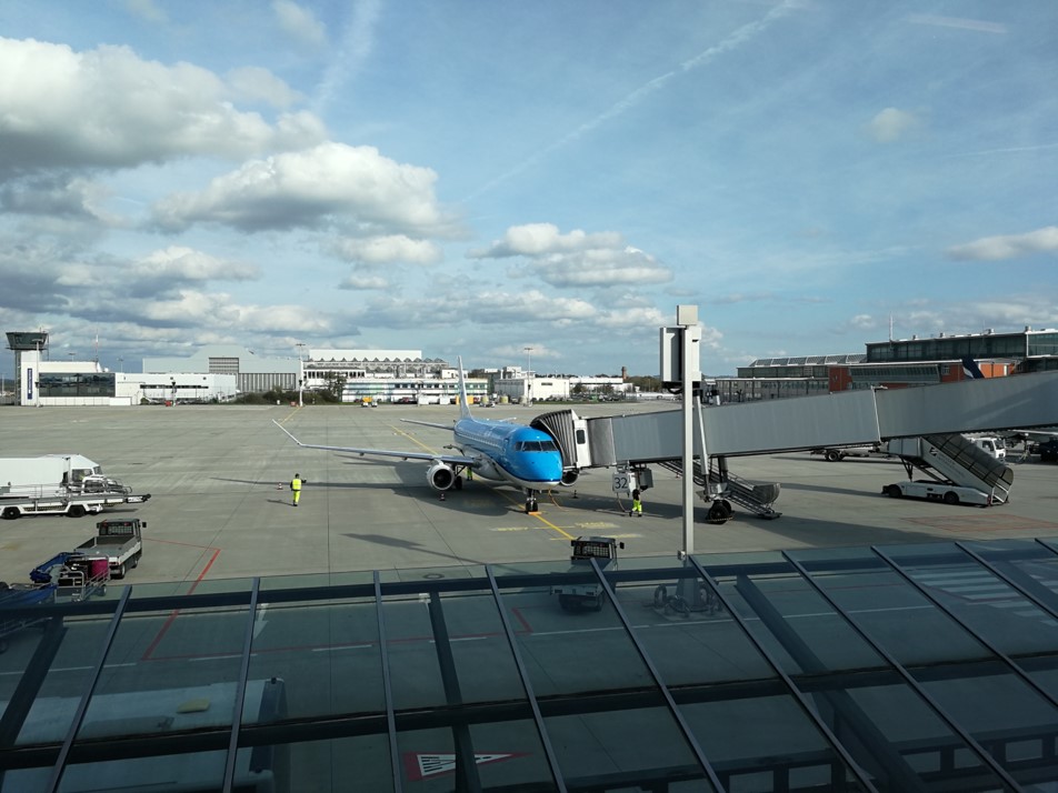 Náš Embraer E175 do Amsterdamu