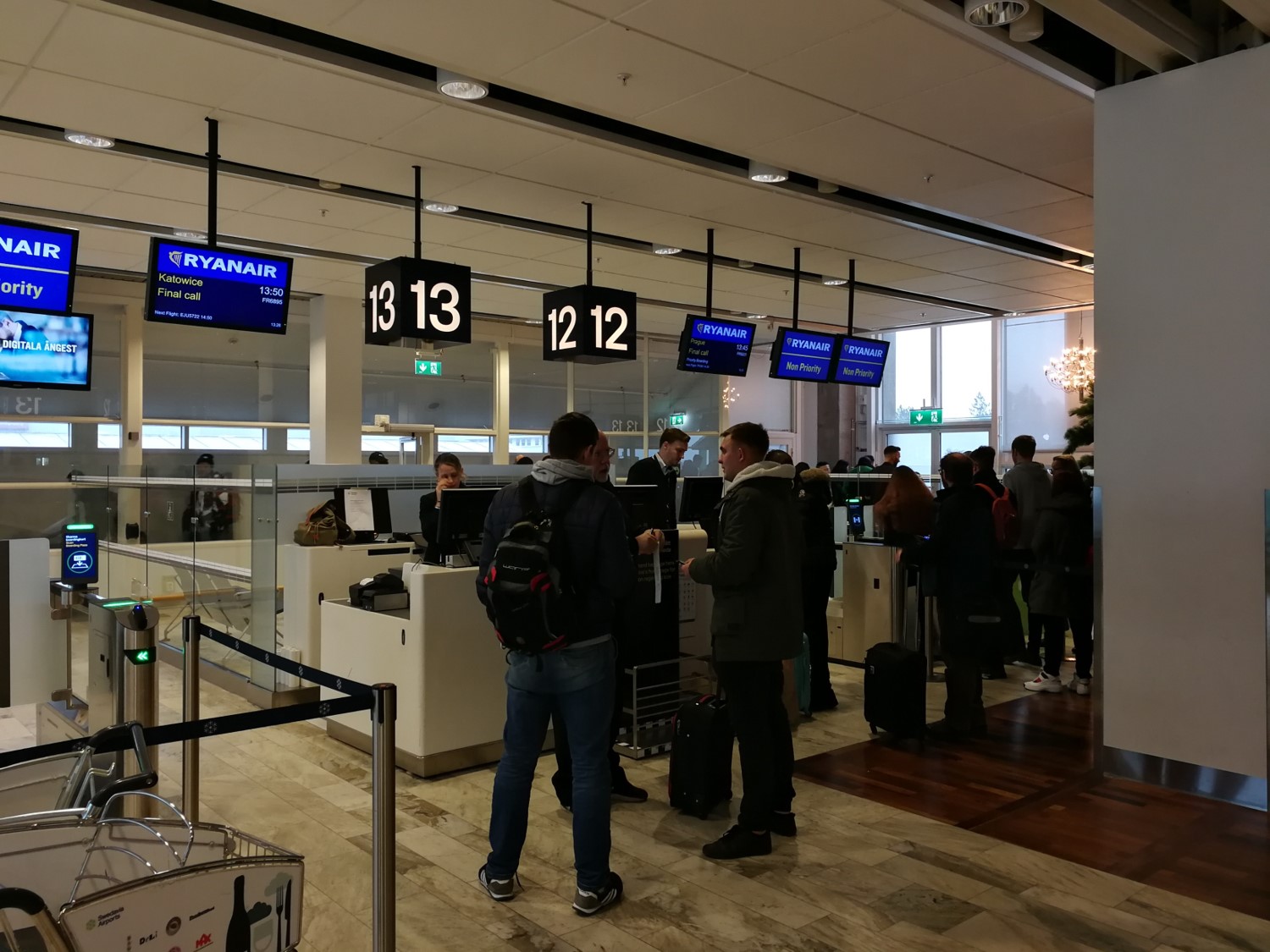 Gate