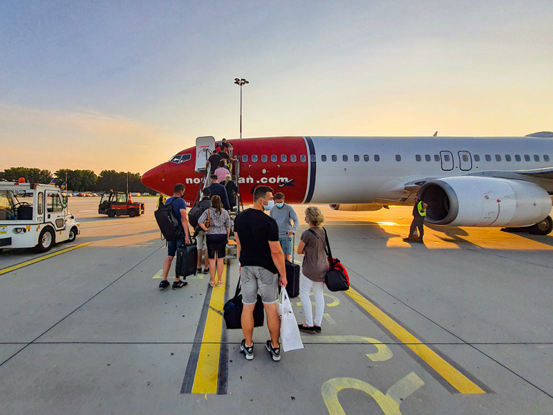 3_737_norwegian_krakow.jpg
