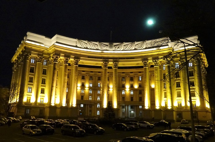6 MZV.JPG