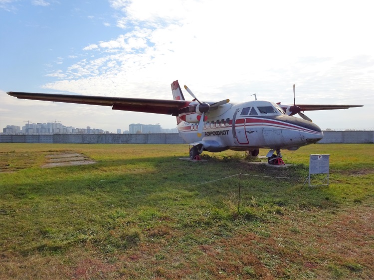 27 L410.JPG