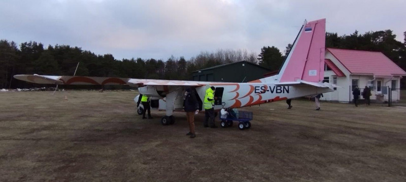ES-VBN po priletu do Ruhnu