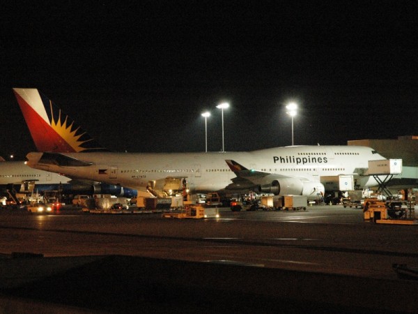 PR B744