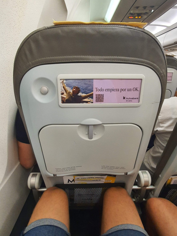 Na to že je Vueling lowcost tak místo na nohy docela ujde
