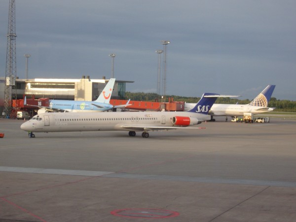 Krasny MD 80 od SAS, snad se s nim nekdy proletim