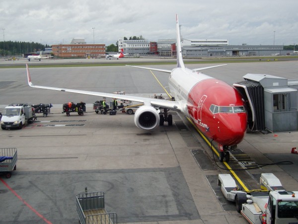 B737-800 pred odletem do HEL