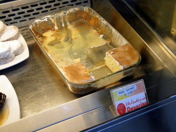 tres leches.jpg