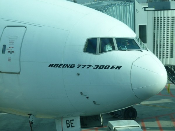 Čumáček - B777-300ER A6-EBE